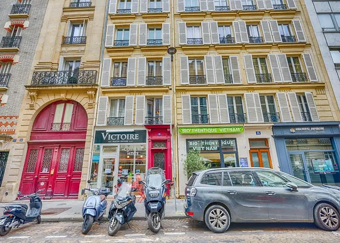 Modern Close To The Champs Elysees - - Welkeys * Paris